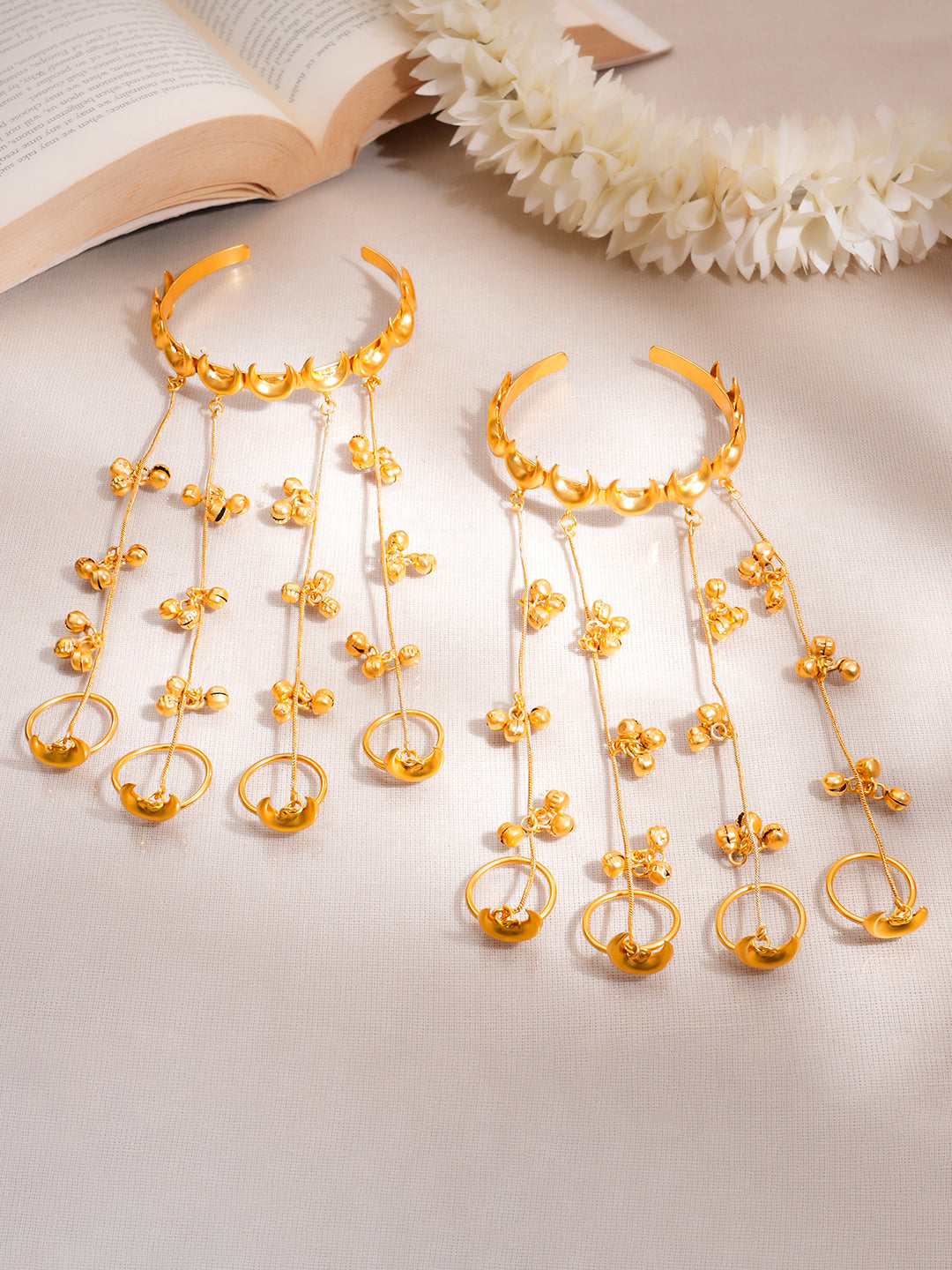 Golden Moonlight Haathphool Bracelet Set