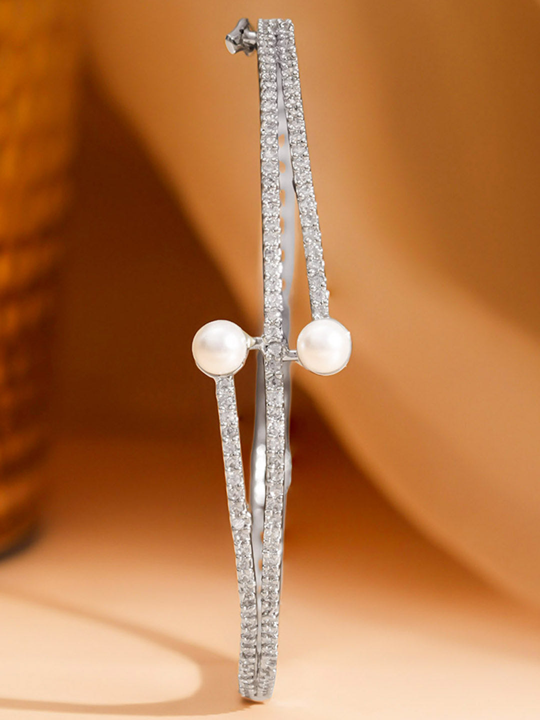 Silver Glow Pearl Crystal Bracelet