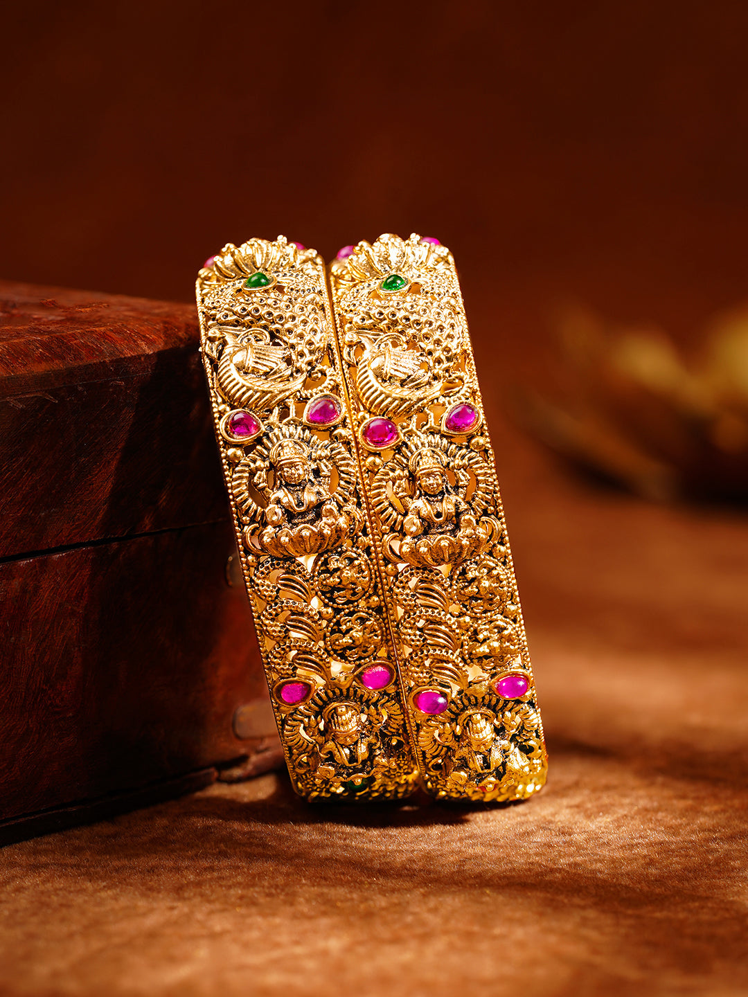 Divine Heritage Statement Gold Bangles
