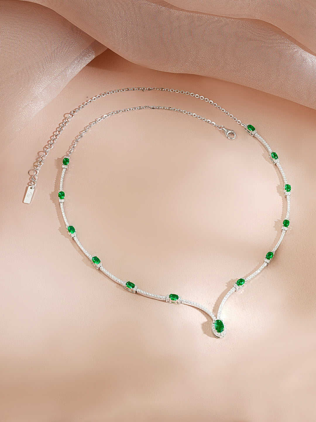 925 Fine Silver Rhodium Plated American Diamon Zirconia Emerald Necklace