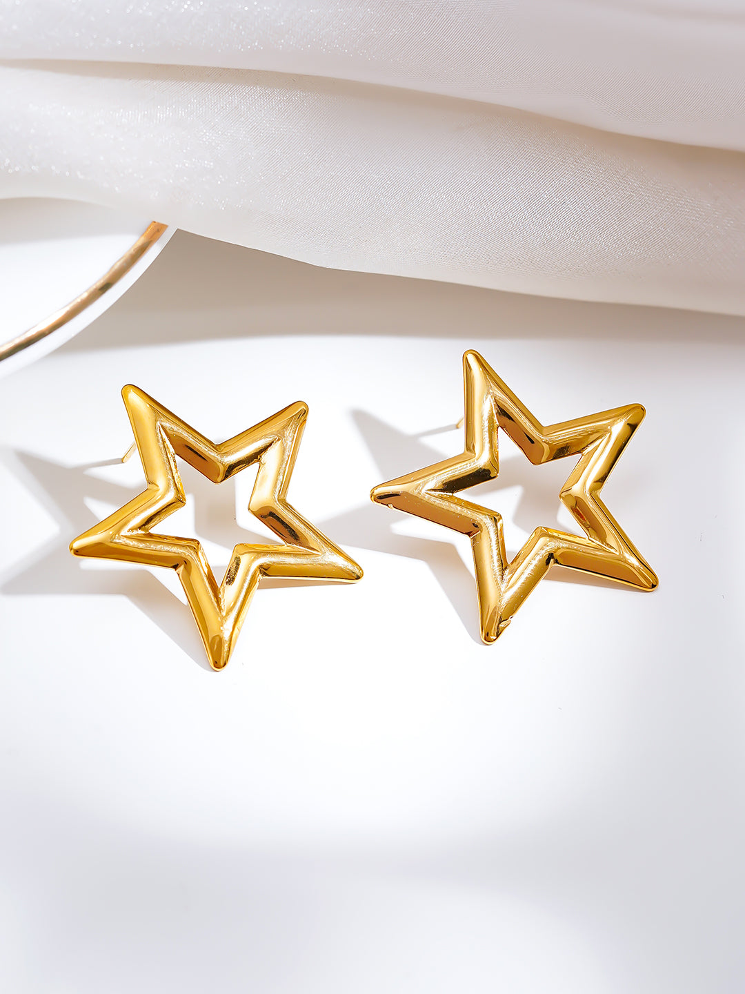Demi Fine 18K Gold Plated Stainless steel Shooting Star Statement Studs Earrings