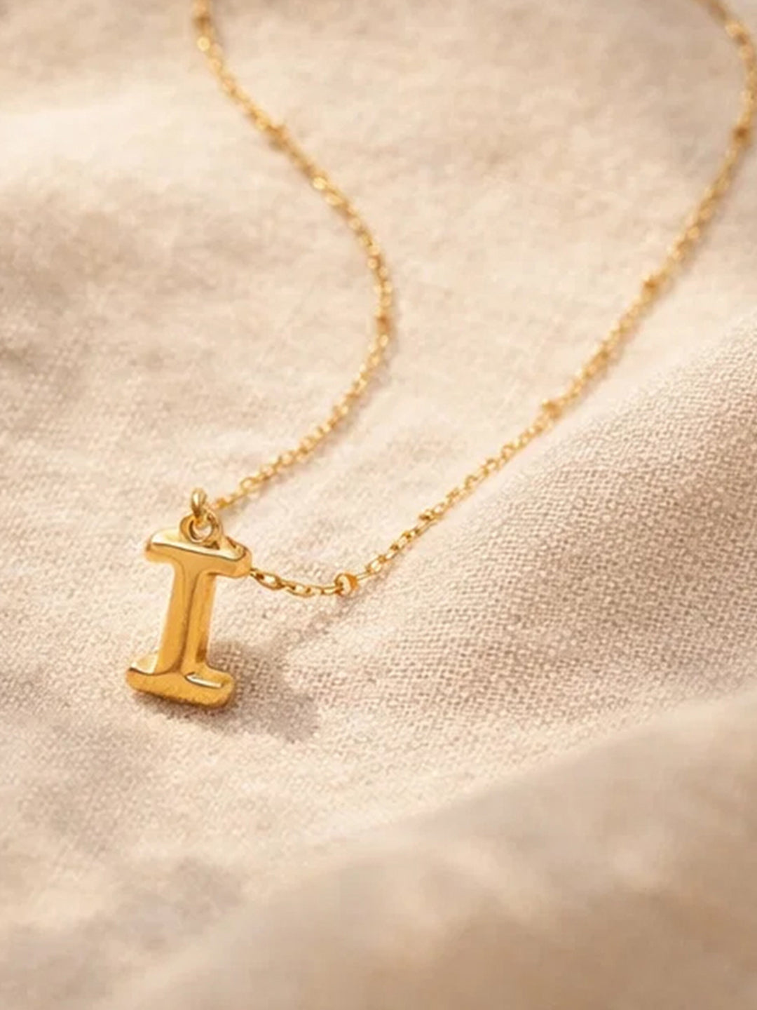 Demi Fine 18K Gold Plated Stainless steel Minimal Balloon I Necklace