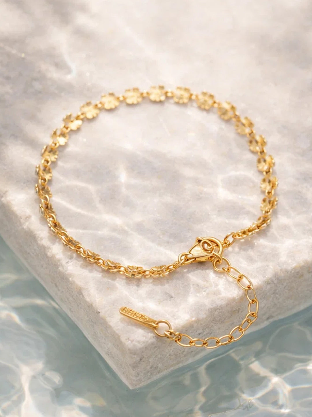 Demi Fine 18K Gold Plated Stainless steel Textured Disc Chain Bracelet