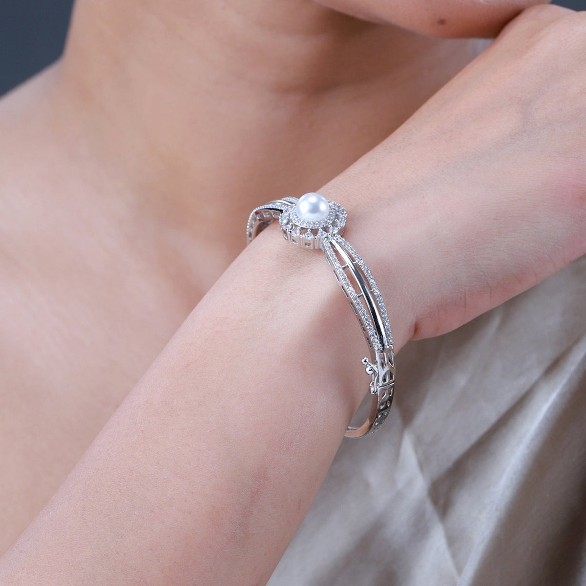 Sparkling Elegance Blue Accent Bracelet