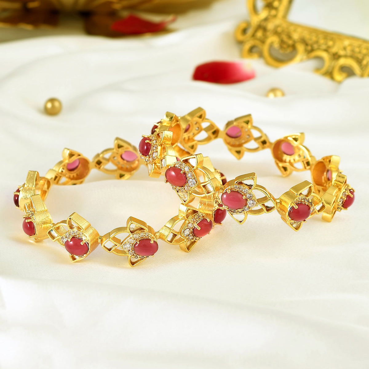 Heer Pankhuri Statement Bangle Set