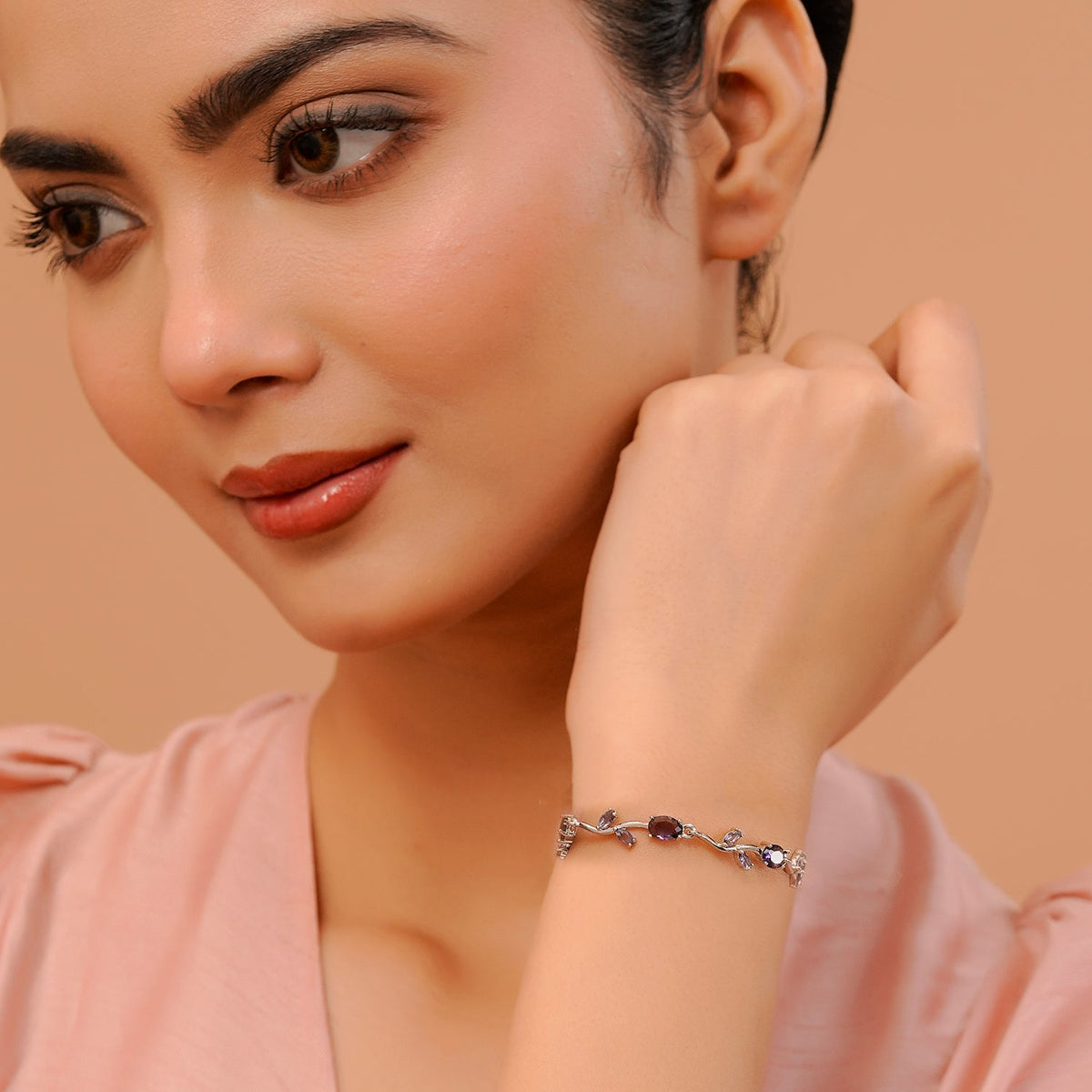Sparkling Essentials Mocha Line Tulip Bracelet