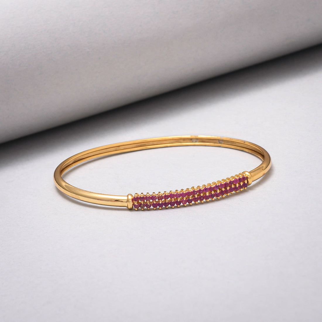 Sparkling Elegance Lattice Pattern Round Cut CZ Gold Plated Brass Bracelet