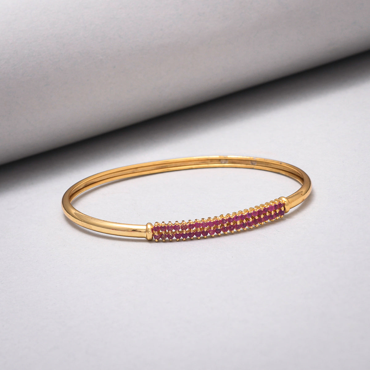 Sparkling Elegance Lattice Pattern Round Cut CZ Gold Plated Brass Bracelet