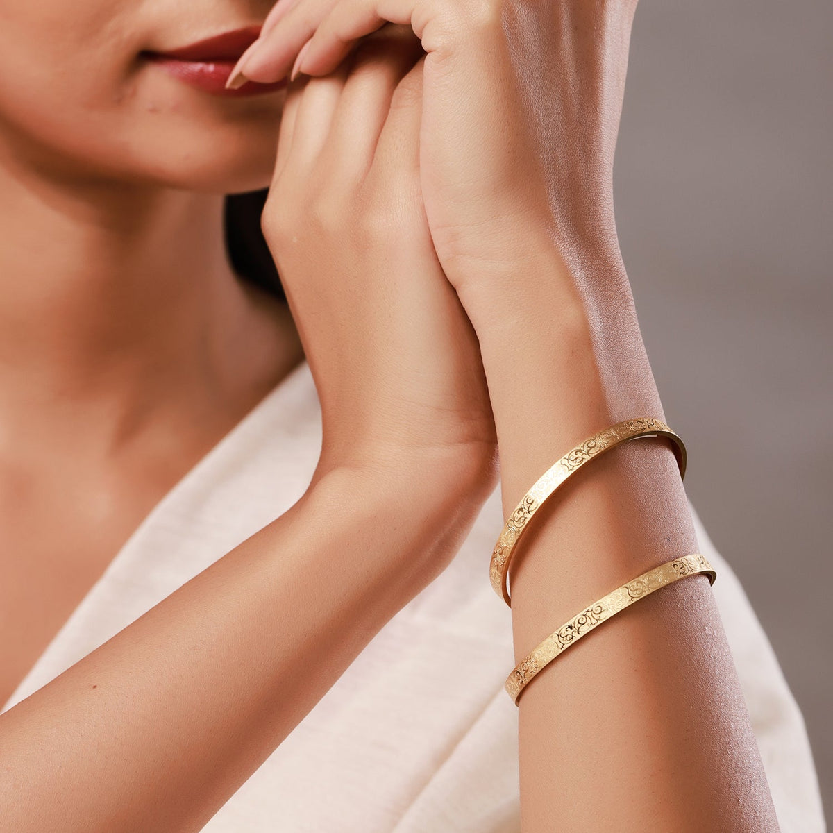 Gold Elegance Riwaayat Bangles