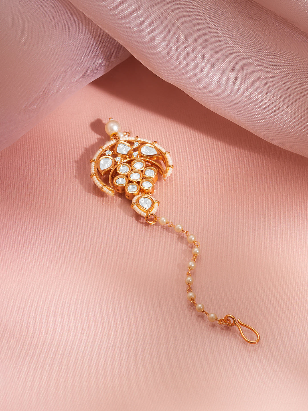 Ethereal Kundan Pearl Crescent Maangtikka