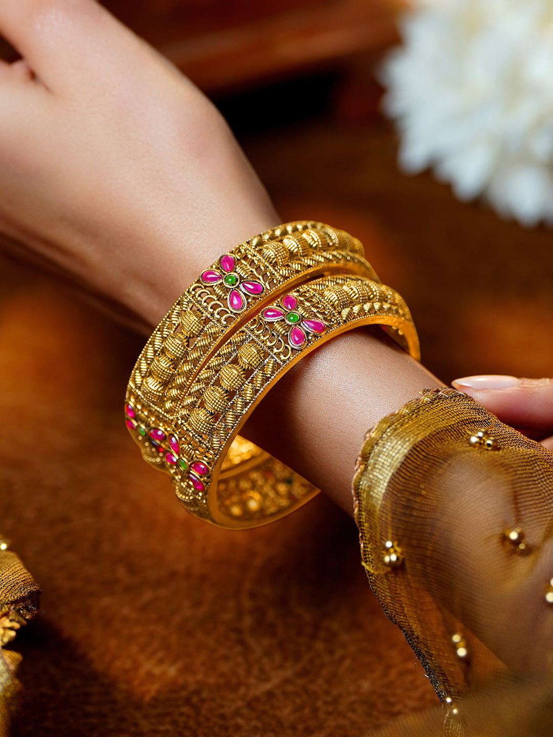 Set of 2 Gold Plated Textured Floral Traditional Bangles