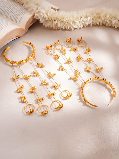 Golden Moonlight Haathphool Bracelet Set