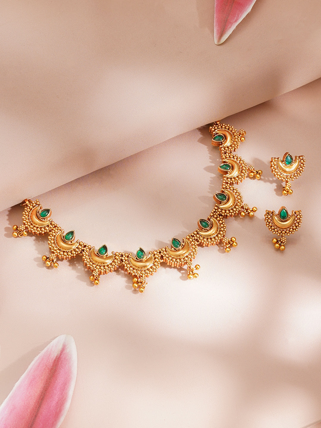 Gold Plated Green Kundan Crescent Moon Choker Necklace Set