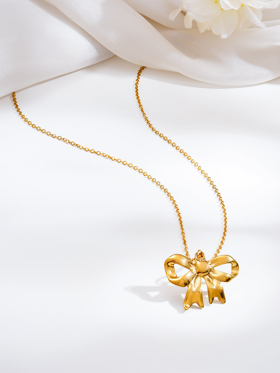 Demi Fine 18K Gold Plated Stainless steel Sweet Little Moment Bow Necklace