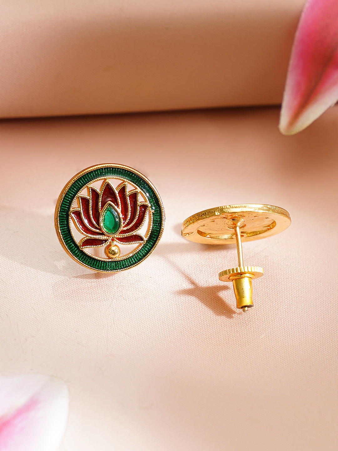 Gold Plated Lotus Motif Round Necklace Set