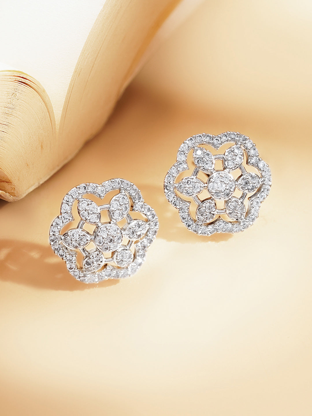 Everyday Bloom Sparkle Pendant Set