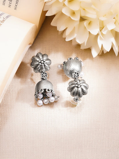 Set of 2 Oxidised Pearl Drop Earrings