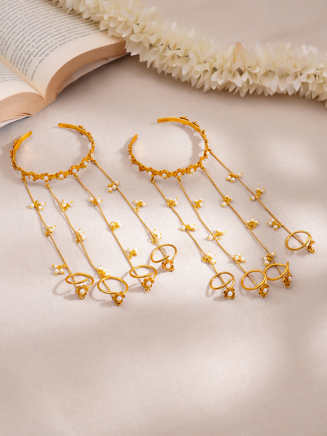 Golden Bloom Pearl Kashmiri Haathphool Bracelet