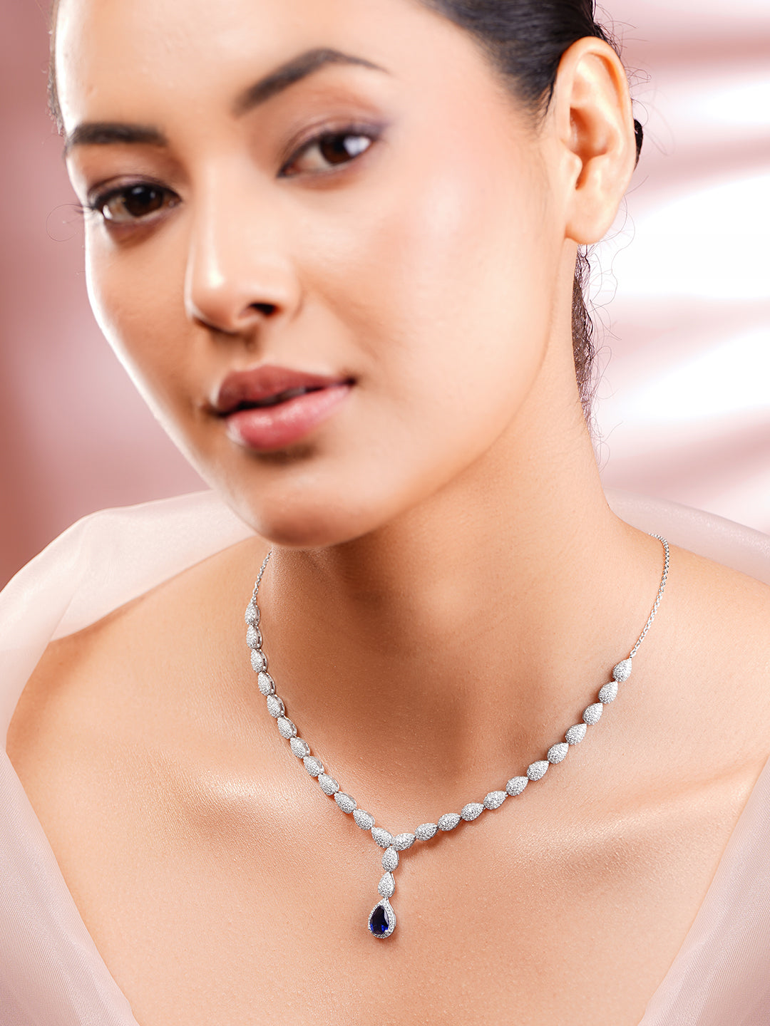 925 Fine Silver Rhodium Plated Leaf Design Blue Sapphire American Diamon Zirconia Necklace