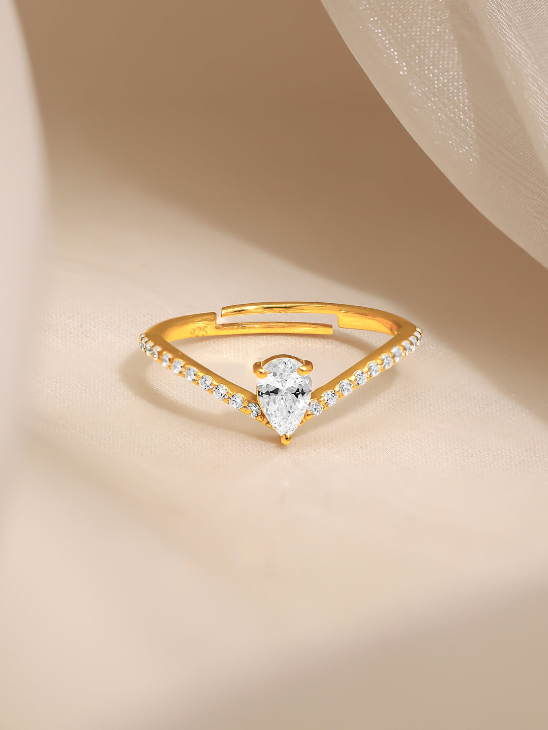925 Fine Silver Gold Plated Pear Cut Crystal Solitaire Ring