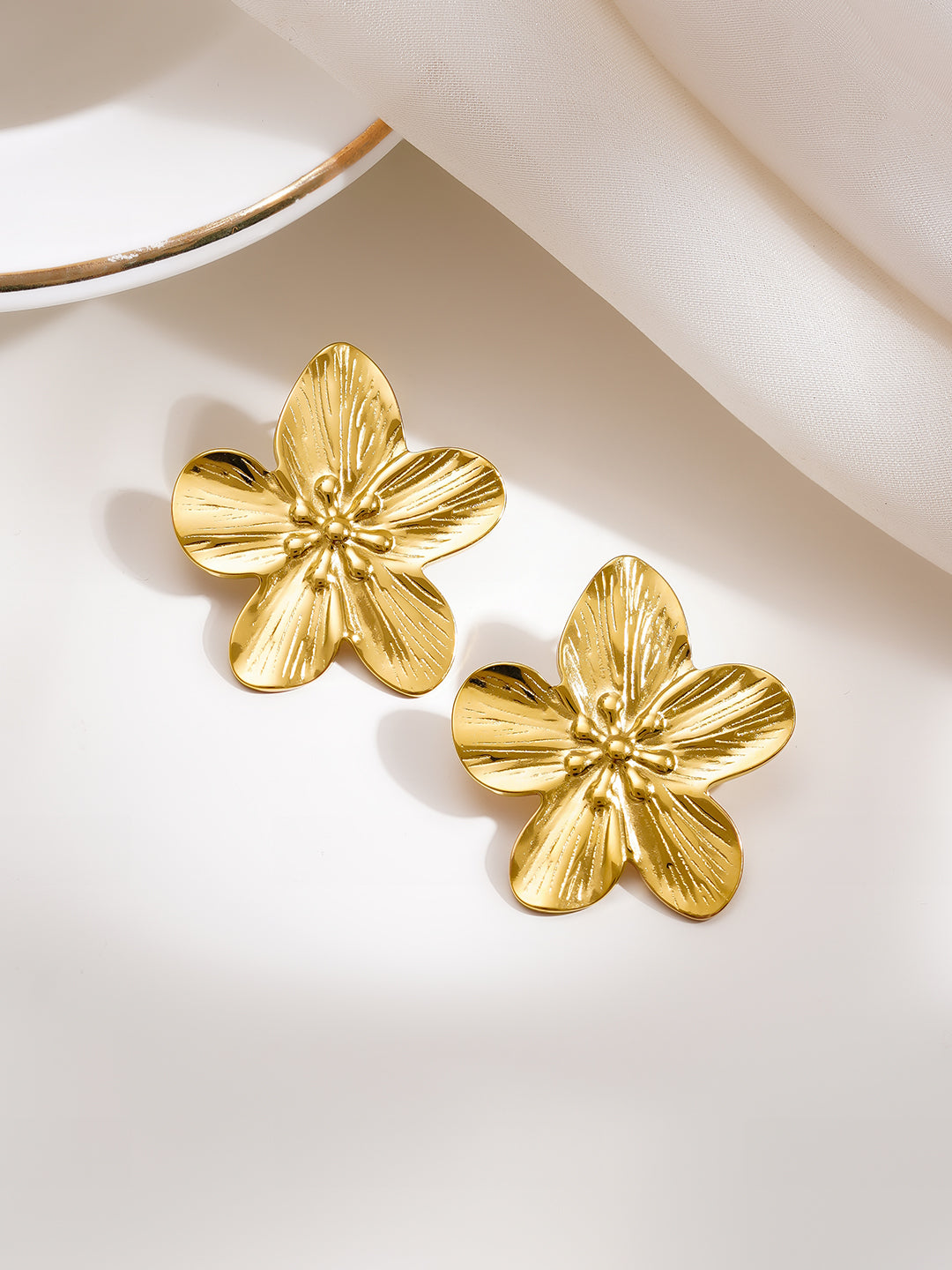 Demi Fine 18K Gold Plated Stainless steel Fresh Bloom Statement Stud Earrings
