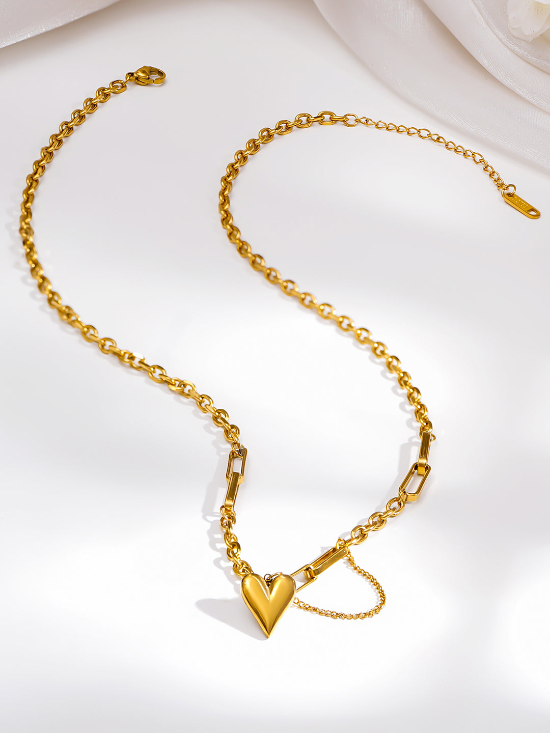 Demi Fine 18K Gold Plated Stainless steel Curb Chain Heart Pendant Necklace