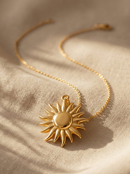 Demi Fine 18K Gold Plated Stainless steel Sunlit Charm Pendant Chain