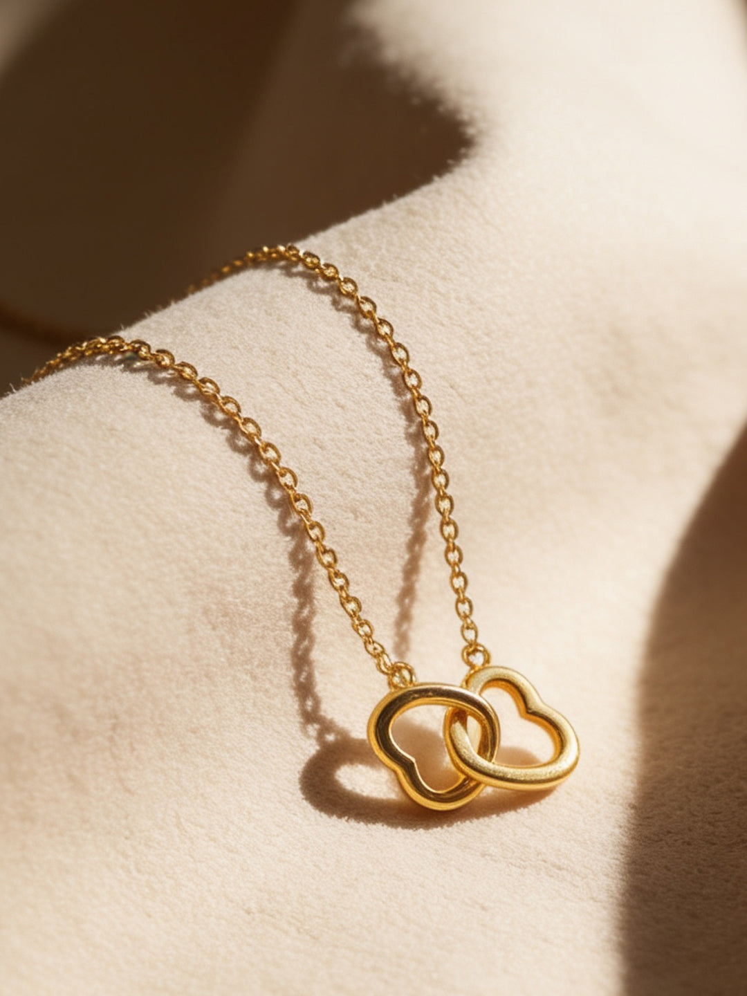 Demi Fine 18K Gold Plated Stainless steel Endless Love Pendant Chain