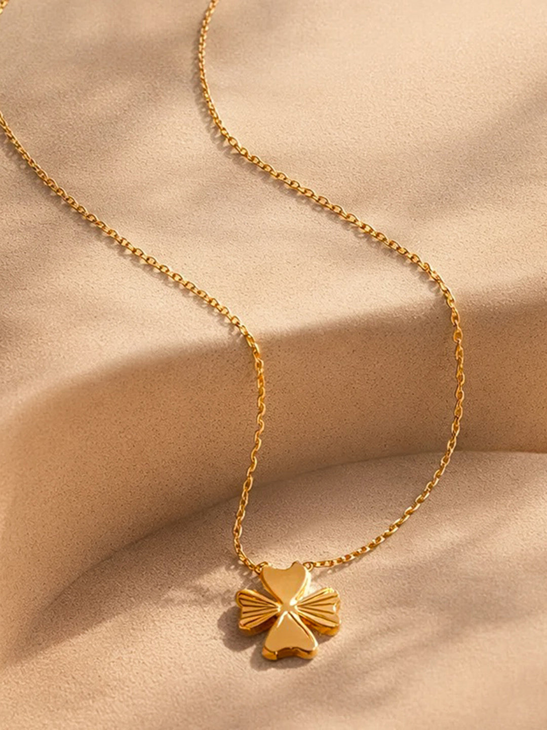 Demi Fine 18K Gold Plated Stainless steel Heart Petal Clover Pendant Necklace