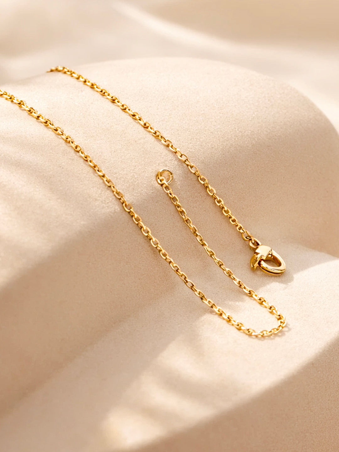 Demi Fine 18K Gold Plated Stainless steel Classic Disc E Pendant Necklace