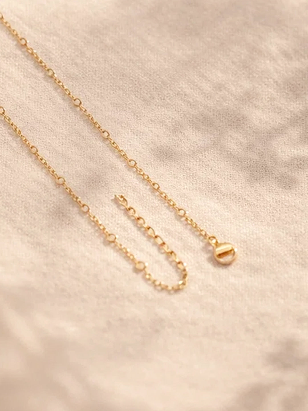 Demi Fine 18K Gold Plated Stainless steel Minimal Balloon I Necklace