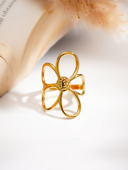 Demi Fine 18K Gold Plated Stainless steel Blooming Daisy Statement Ring
