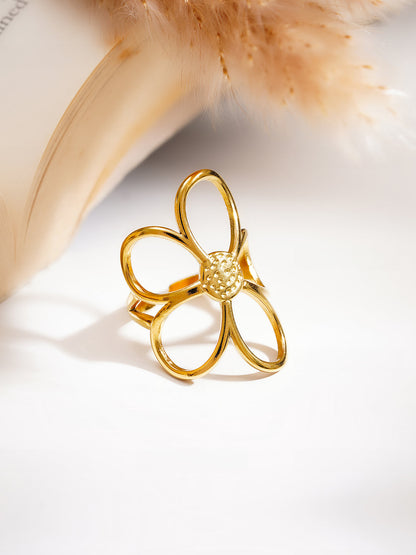 Demi Fine 18K Gold Plated Stainless steel Blooming Daisy Statement Ring