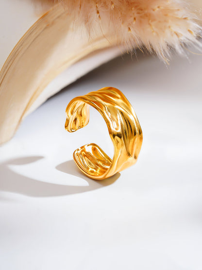 Demi Fine 18K Gold Plated Stainless steel Textured Wave Band Ring