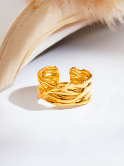 Demi Fine 18K Gold Plated Stainless steel Textured Wave Band Ring