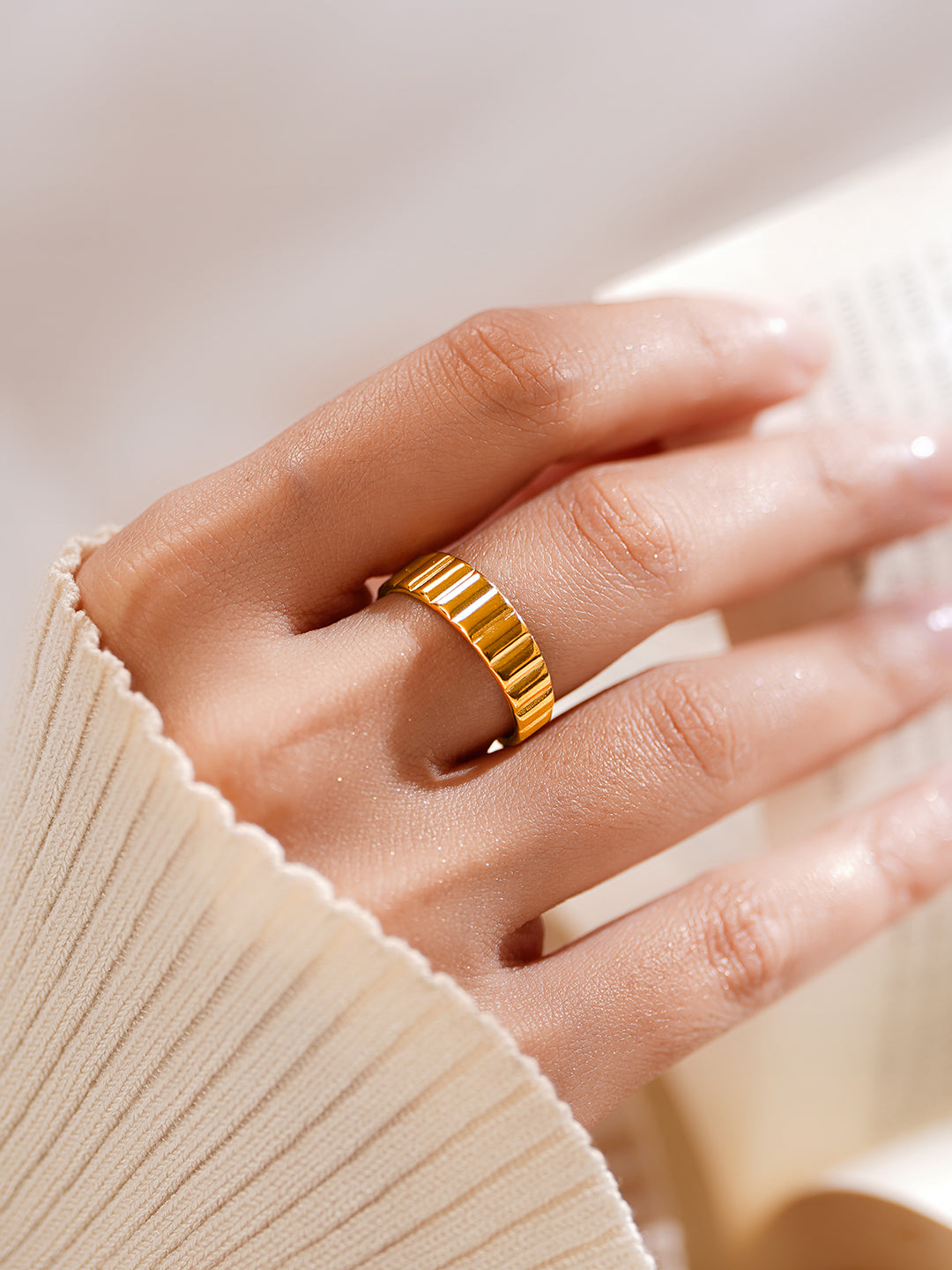 Demi Fine 18K Gold Plated Stainless steel Rhythm Line Band Ring