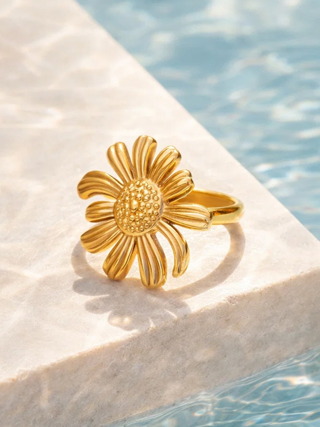 Demi Fine 18K Gold Plated Stainless steel Floral Ring
