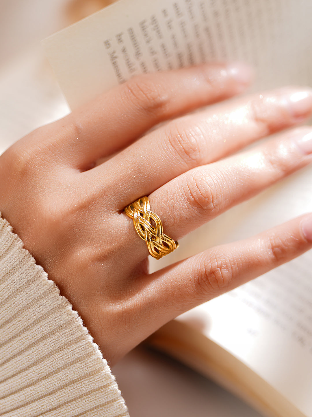 Demi Fine 18K Gold Plated Stainless steel Knotted Glow Everyday Ring