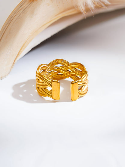 Demi Fine 18K Gold Plated Stainless steel Knotted Glow Everyday Ring