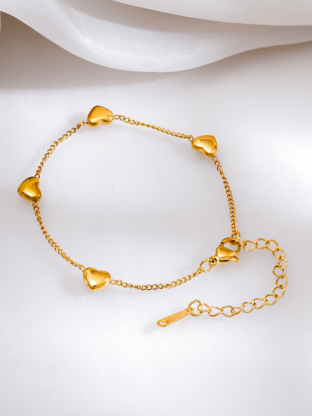 Demi Fine 18K Gold Plated Stainless steel Mini Heart Charm Chain Bracelet