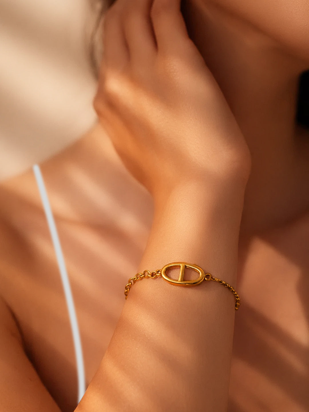 Demi Fine 18K Gold Plated Stainless steel Oval Loop Link Chain Bracelet