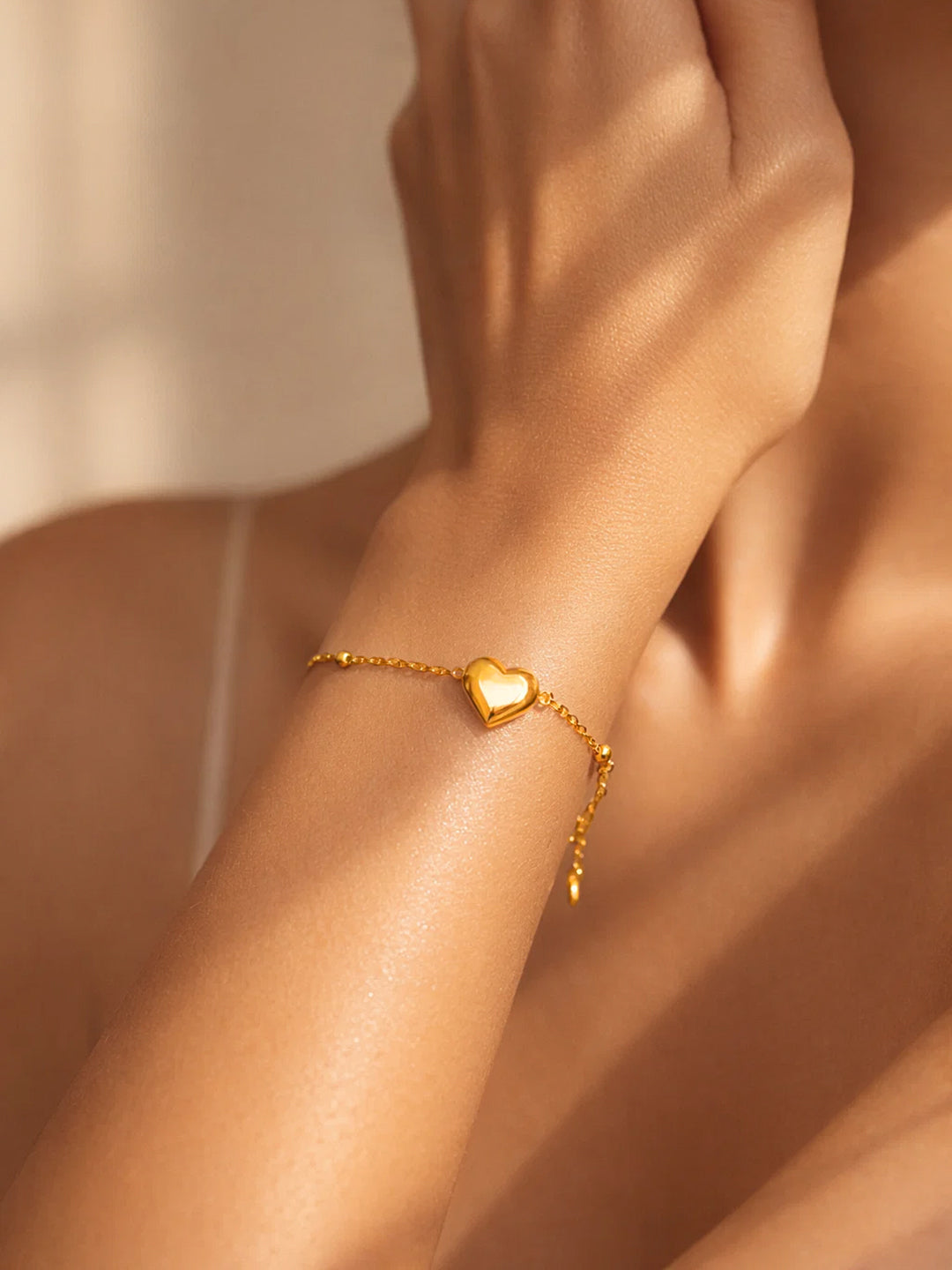 Demi Fine 18K Gold Plated Stainless steel Minimal Heart Chain Bracelet