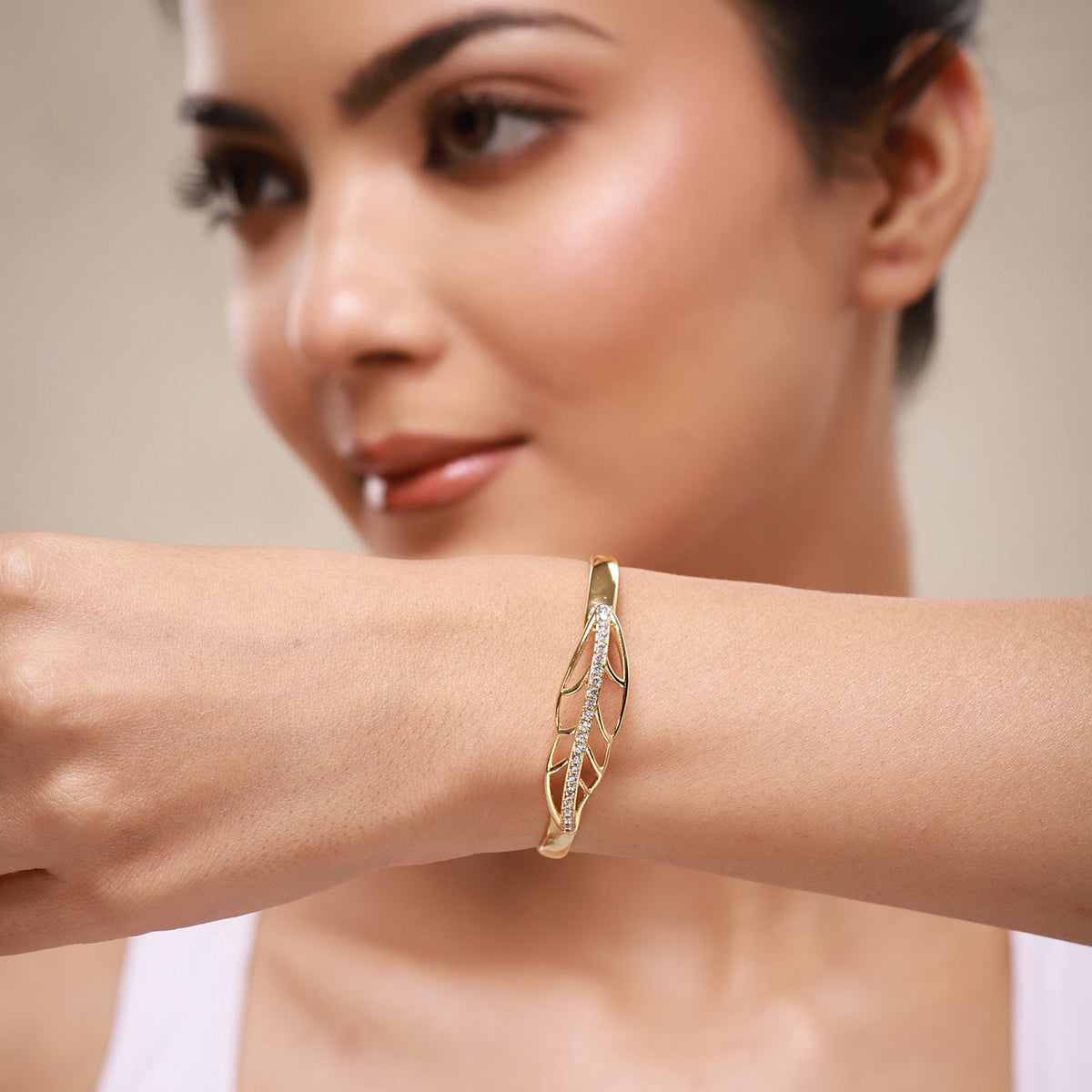 Leafy Affair Selene Leaf Cuff Bracelet